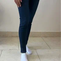 شلوار لی (جذب/اسکینی)