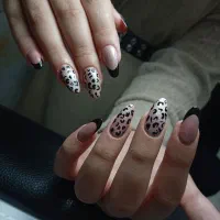 کاشت ناخن لمینت ژلیش