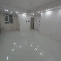 ۶۳ متر.  دو خواب. فول امکانات. کلیدنخورده. طلا