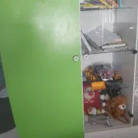 کمد وکتابخانه