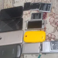 تعدادی موبایل نیاز به تعمیر