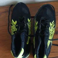 کفش کشتی|کیف، کفش، کمربند|رباط‌کریم, مسکن مهر آبشناسان|دیوار