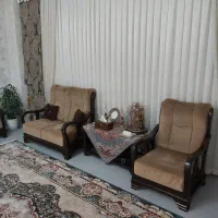 مبل ۷ نفره به همراه یک عدد میز جلو مبلی