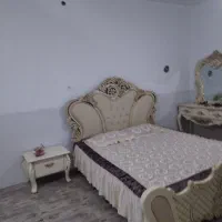 تخت دو نفره ۱۸۰ پا تختی اینه دراور