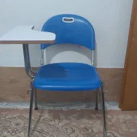 صندلی‌دانشجویی