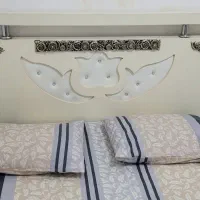 تخت دونفره سالم همراه تشک