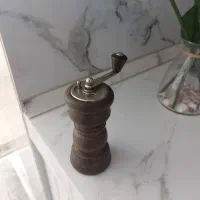 آسیاب دستی ادویه قدیمی آلمان اصل و سالم