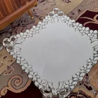دیس چینی گل برجسته|ظروف سرو و پذیرایی|شیراز, قلعه نو|دیوار