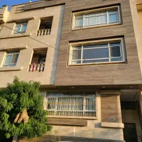 کلنگی-300متری-قابل-سکونت-قائم-های-پایین