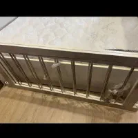 تخت خواب کودک|تخت و صندلی بچه|چهارباغ, |دیوار