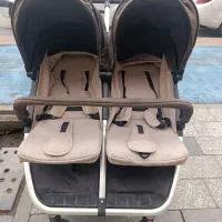 کالسکه دوقلو