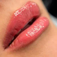 تخفیفِ ویژه شیدینگ تخصصی لب