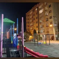 آپارتمان ۱۰۰ متری دو خوابه