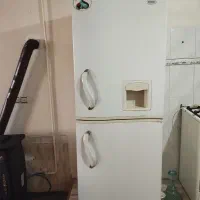 یخچال سالم تمیز هیچ مشکلی نداره|یخچال و فریزر|بهار, |دیوار