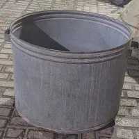 دیگ وسبدمخصوص حمل انگور ودرست کردن کشمش