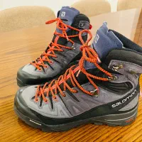 کفش کوهنوردی سالامون اورجینال در حد صفر صفر|کوهنوردی و کمپینگ|تهران, سردارجنگل|دیوار