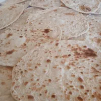 پخش نان محلی