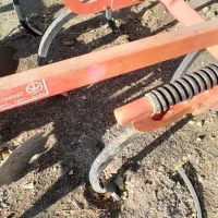 خاک ورز|ماشین‌آلات صنعتی|بیجار, |دیوار