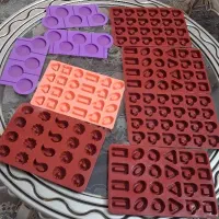 قالبهای سلیکونی و قالب ابنبات چوبی همه با هم ۸۵۰