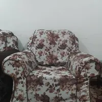 مبل نه نفره همراه با کاور وچهارتاعسلی ومیز|مبلمان خانگی و میز عسلی|دلیجان, |دیوار
