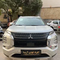 میتسوبیشی اوتلندرHline /دو دف /تحویل روز