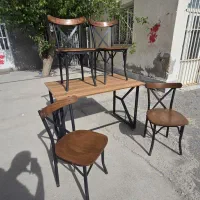 میز و صندلی لهستانی