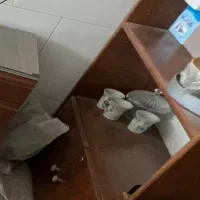 دکوری و کتابخانه