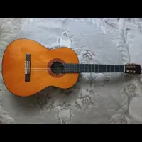 گیتار یاماها C70