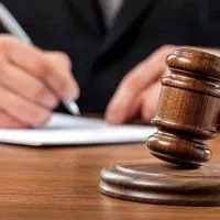 منشی دفتر وکالت وکیل حقوقی