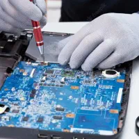 تعمیرات تخصصی لپ تاپ و سرفیس