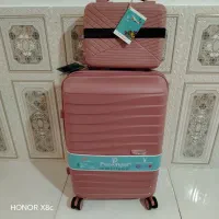 چمدان مسافرتی