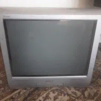 تلویزیون رنگی سالم بادستگاه دیجیتال