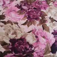 لحاف(لیفه)روی کرسی|رختخواب، بالش، پتو|بوکان, |دیوار