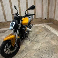 بنلی ۳۰۰ صفر کیلومتر|موتورسیکلت|تهران, نارمک|دیوار