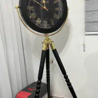 ساعت ایستاده