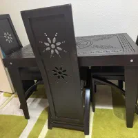 میز ناهارخوری چوبی