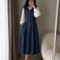 تعدادی پیراهن و شومیز زنانه