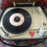 گرامافون تیپازفرانسوی|کلکسیون اشیاء عتیقه|زنجان, |دیوار