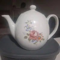 دوعددقوری خیلی خیلی قدیمی بسیارشیک .یکی بزرگ وکوچک