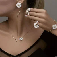 سرویس گردنبند 4 تیکه بابونه