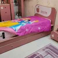 سرویس خواب جوان همراه با میز التحریر|تخت و سرویس خواب|اصفهان, مسجد مصلی|دیوار