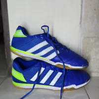 کفش سالنی فوتسال و ...