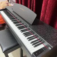 پیانو کروزویل m70