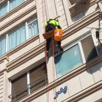 کار در ارتفاع(راپل) پیچ و رولپلاک عایق کاری نما|خدمات پیشه و مهارت|کرمانشاه, |دیوار