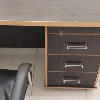 میز و صندلی اداری|مبلمان اداری|مشکیندشت, |دیوار