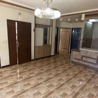 دو خواب طبقه اول جنب ایستگاه مترو گلستان