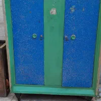 فروش کمد فلزی (وارداتی قدیمی - بسیار مقاوم)