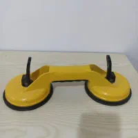 قاپک و گیره|ابزارآلات|قم, وادی السلام|دیوار