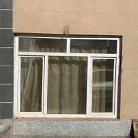 پنجره پی وی سی و درب سرویس یا حمام