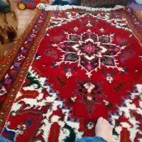 همه ی فرش ها بفروش میرسد